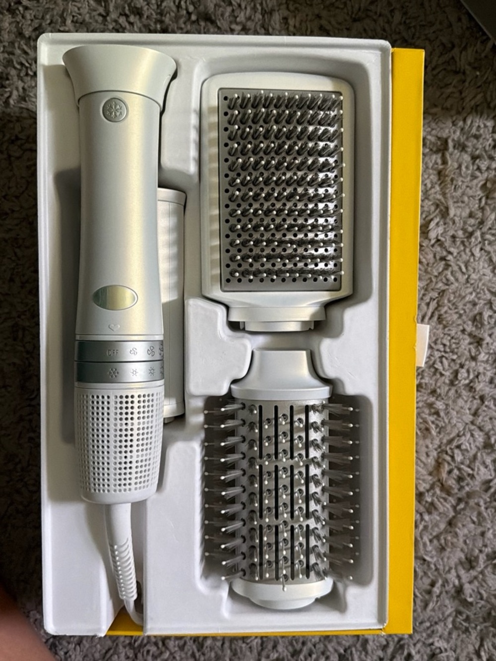 DryBar Reserve 3-1 Interchangeable Blow-Dryer - Picture 2 of 4